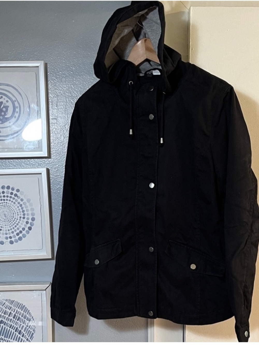 DIVIDED Women’s Black Hooded Full Zip Utility Jacket Size L